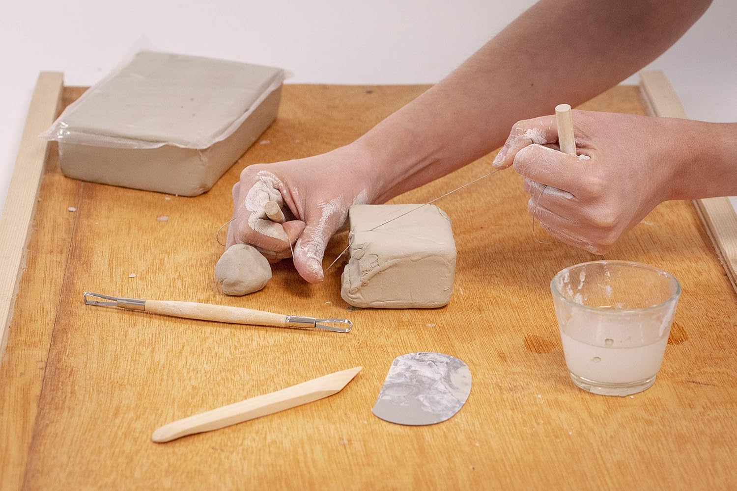Pebeo Gedeo Non-Firing Modelling Clay 1.5Kg Loaf White