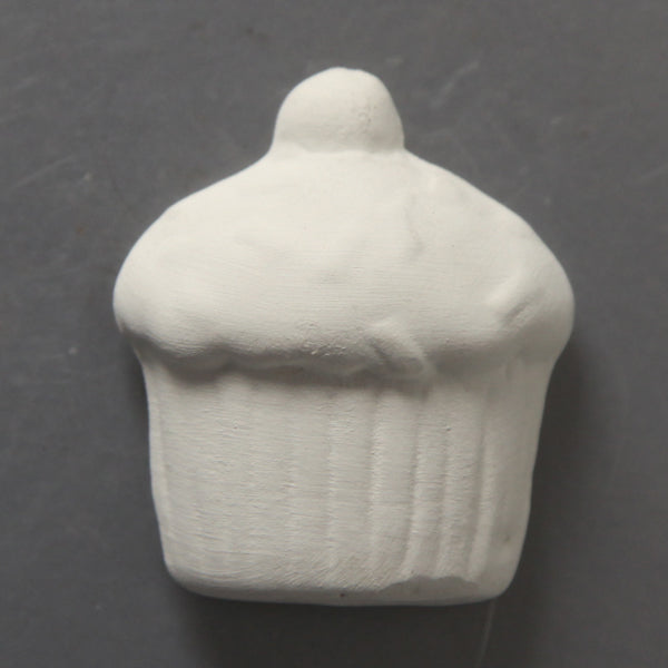 Bisque Cupcake Tag Along 4.5cm tall by 4cm wide