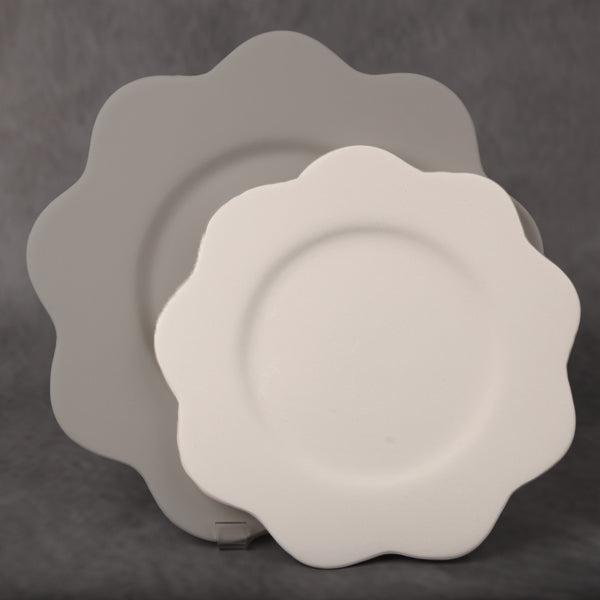 Bisque Curvy Edged Plate 21Cm